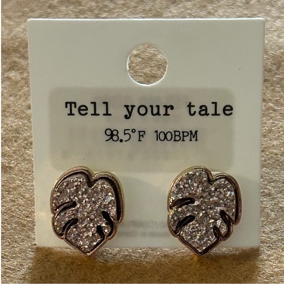 COPY - METAL DRUZY PALM LEAF POST, SILVER & GOLD TONE - Picture 8 of 16